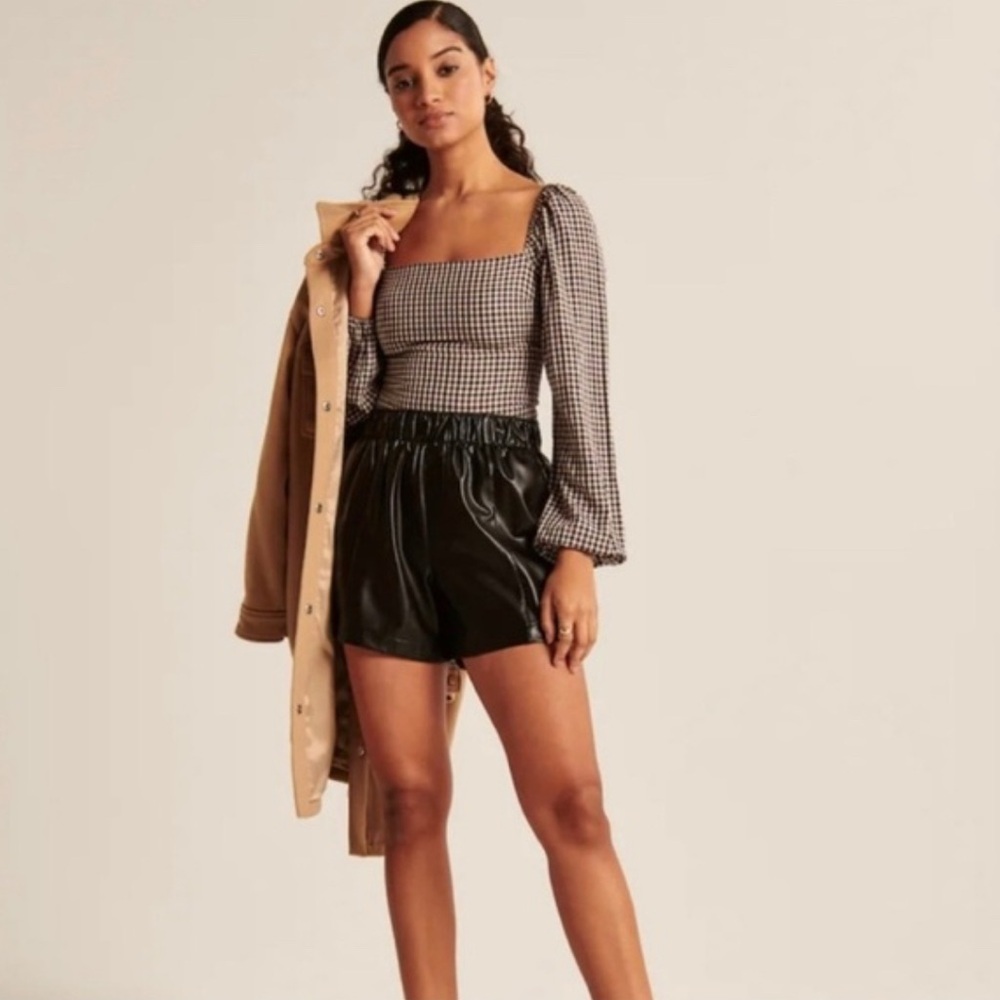 Abercrombie & Fitch Plaid Puff Sleeve Shirt